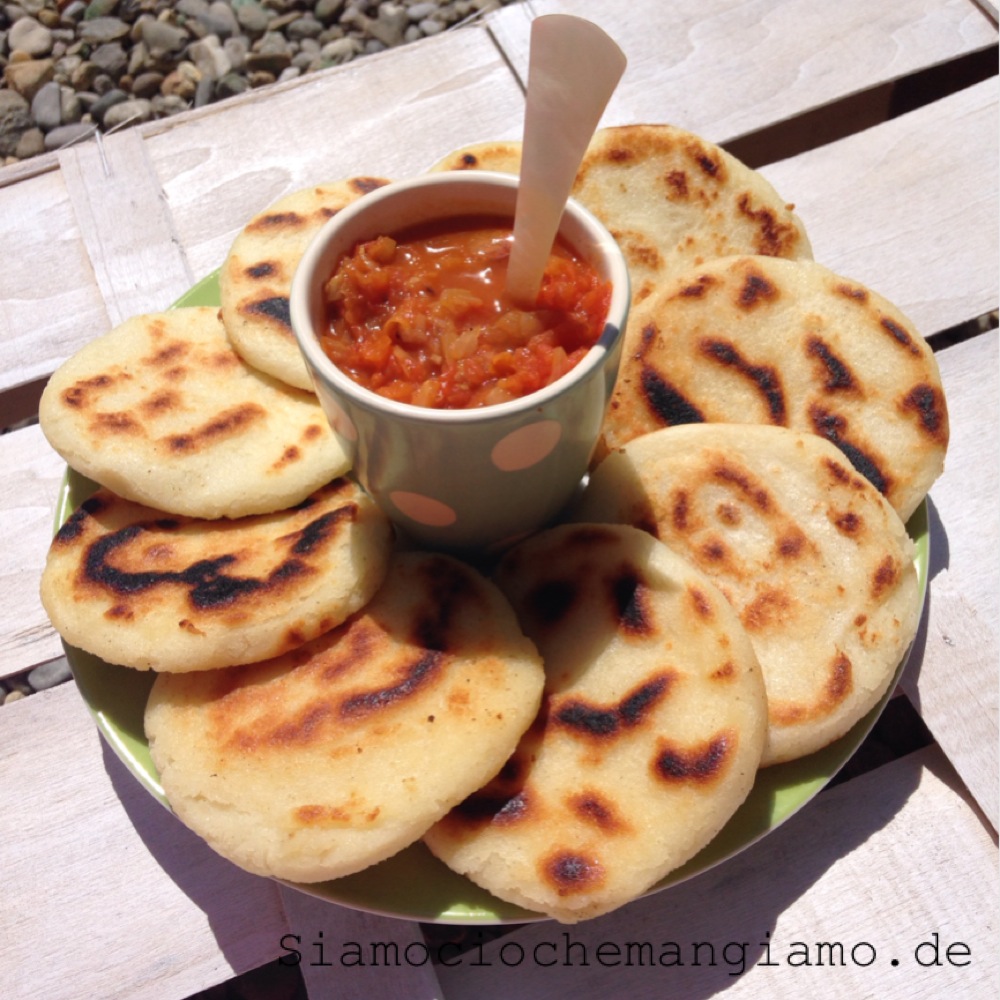 Arepas mit Hogao - Du bist was du isst | Food Blog